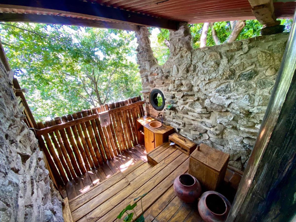 Butterfly Space- A Non-Profit Eco-Lodge Nkhata Bay エクステリア 写真