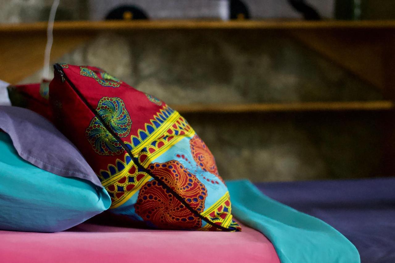Butterfly Space- A Non-Profit Eco-Lodge Nkhata Bay エクステリア 写真
