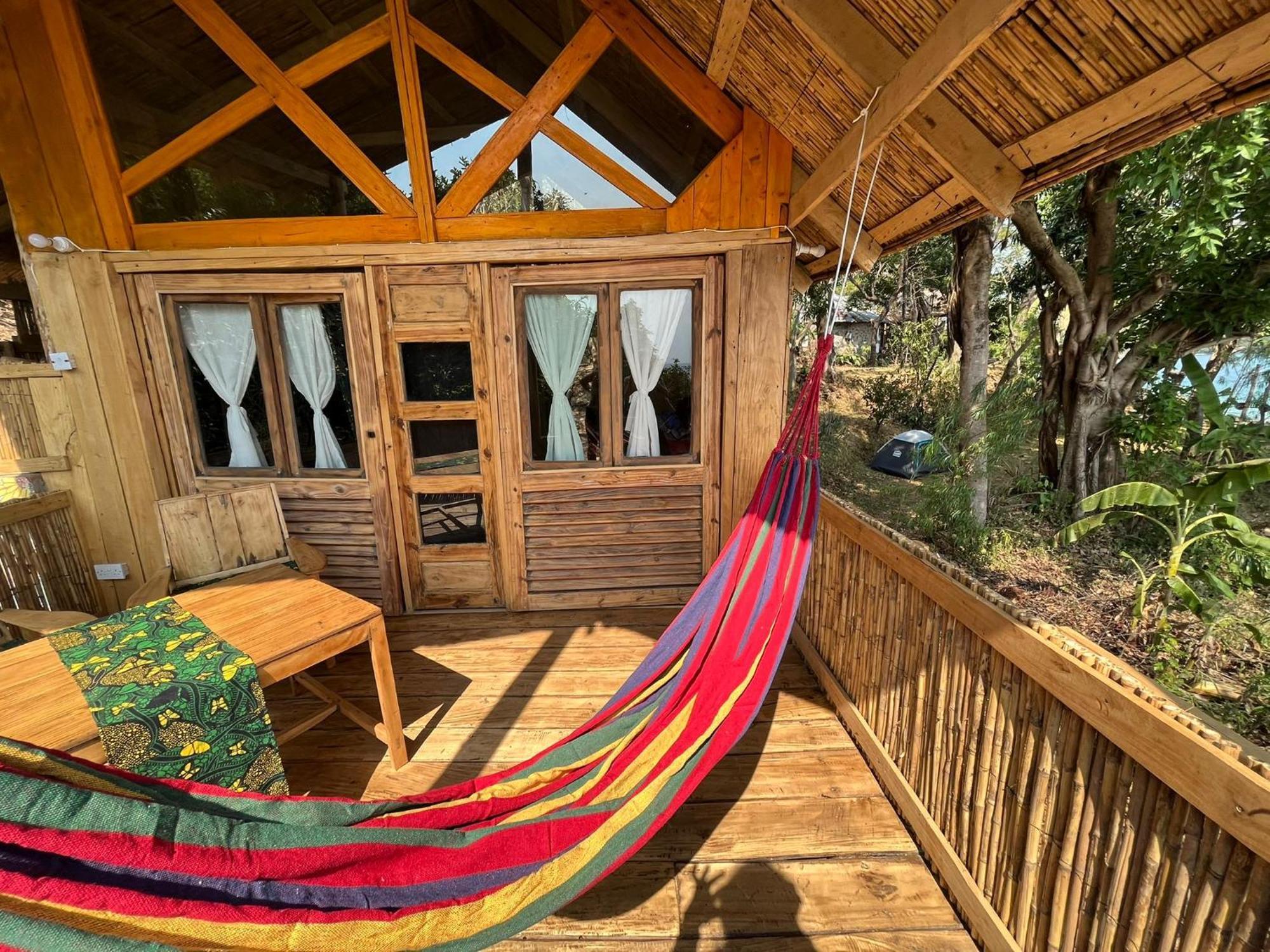 Butterfly Space- A Non-Profit Eco-Lodge Nkhata Bay エクステリア 写真
