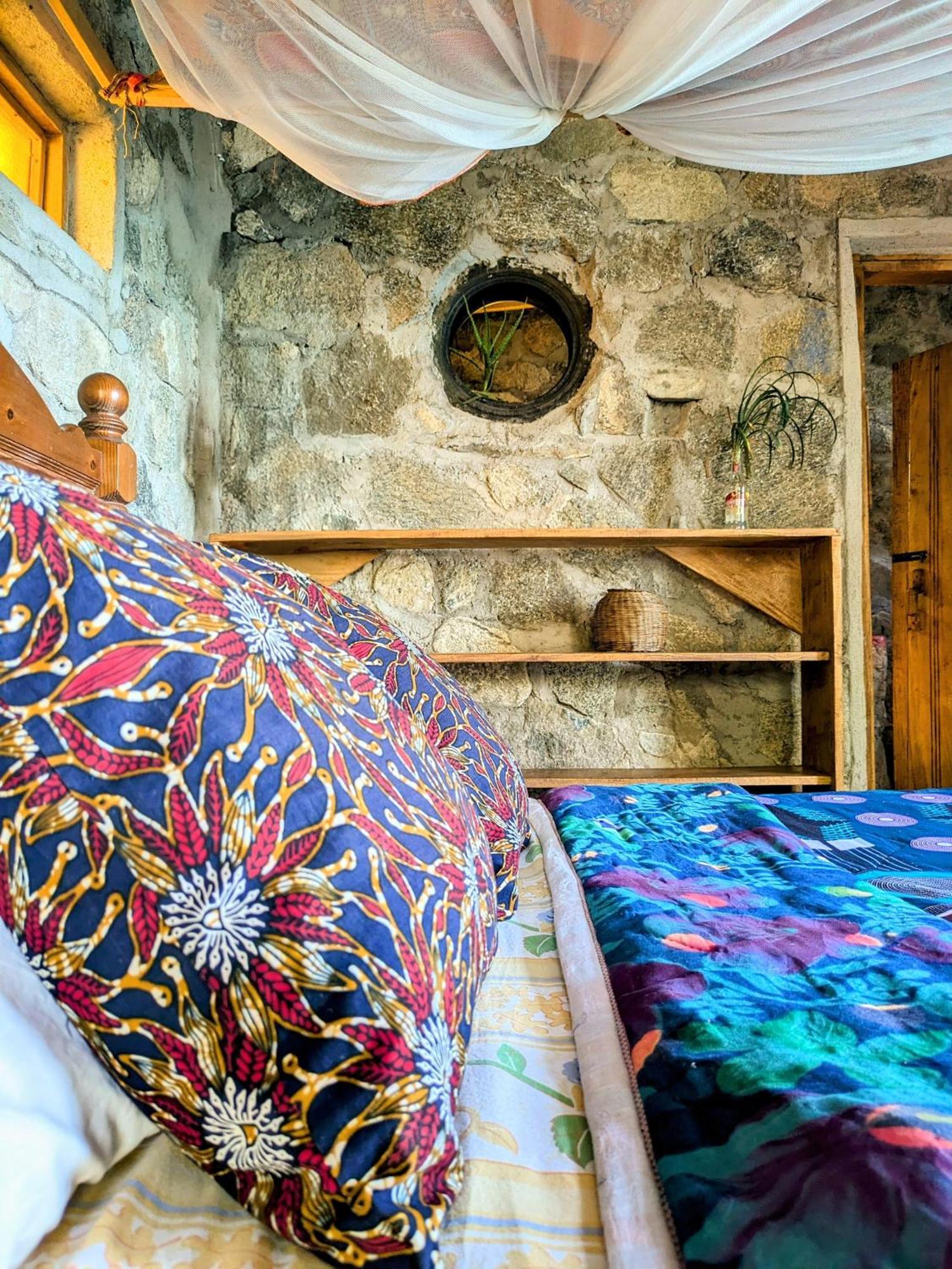 Butterfly Space- A Non-Profit Eco-Lodge Nkhata Bay エクステリア 写真