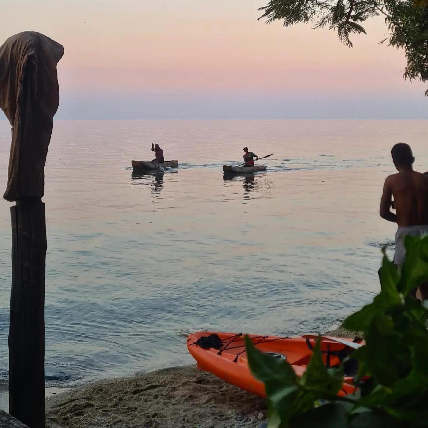 Butterfly Space- A Non-Profit Eco-Lodge Nkhata Bay エクステリア 写真