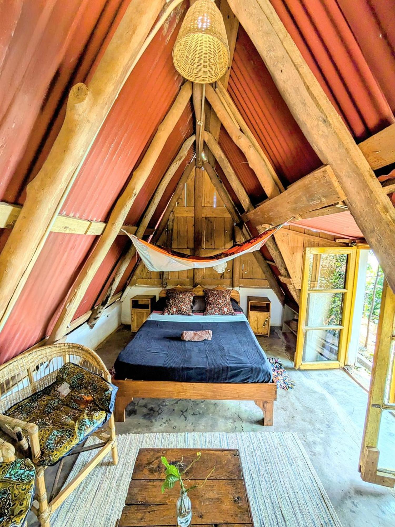 Butterfly Space- A Non-Profit Eco-Lodge Nkhata Bay エクステリア 写真